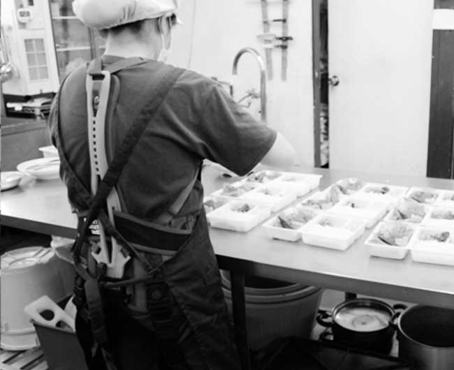 Exoesqueleto industrial para     y apoyo a producción